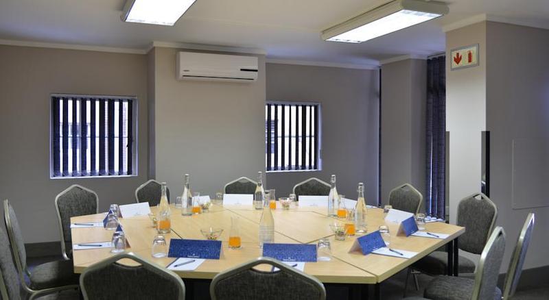 Anew Hotel Hatfield Pretoria-Noord Eksteriør bilde